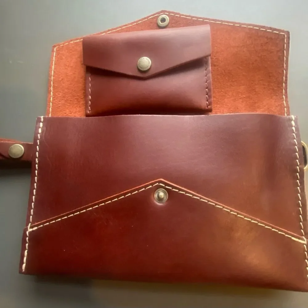 Portland Leather ENVELOPE CONVERTIBLE CROSSBODY and matching mini envelope walle